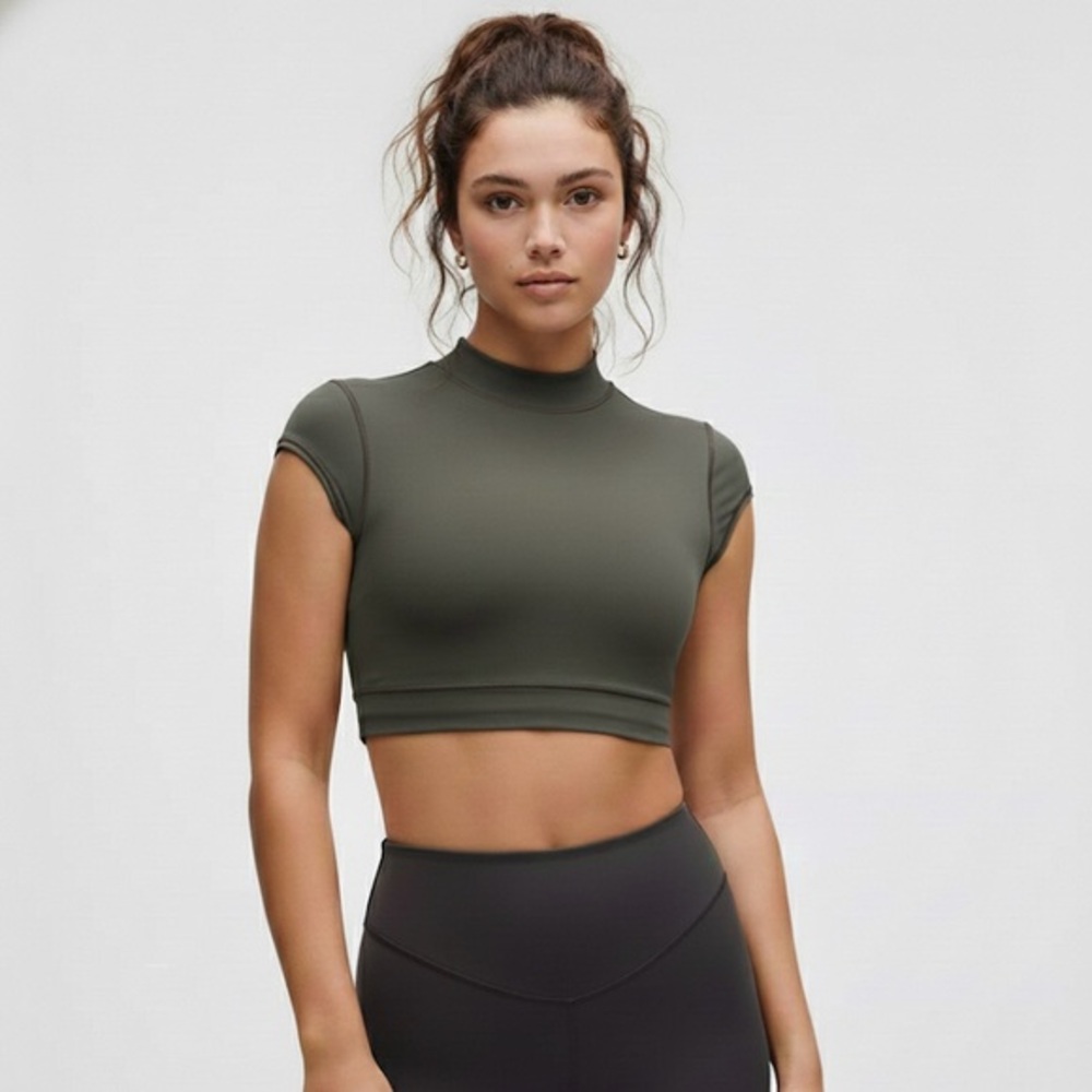 Lululemon Wunder Train Cropped T-shirt Olive Grey 12 Athleisure Gym Yoga Everlux
